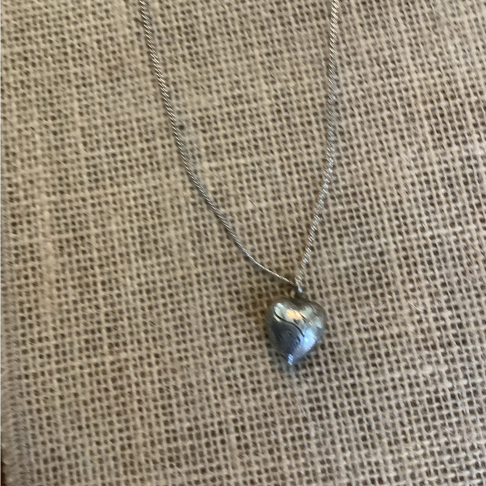 Sterling Silver Sculpted Heart Pendant Necklace